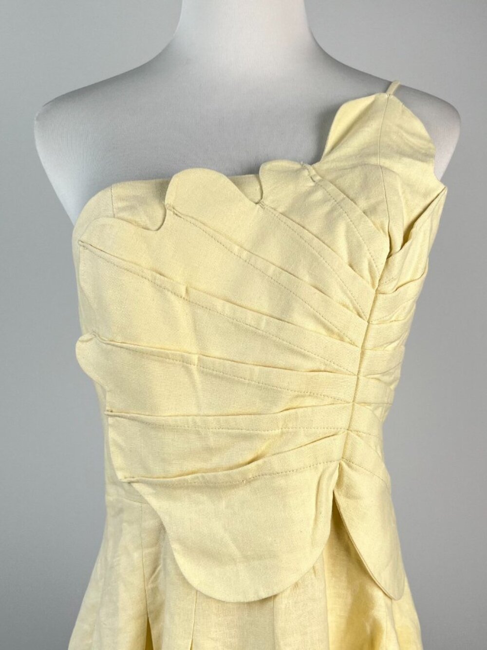 NWOT Farm Rio Lea One Shoulder Off-White Linen Blend Mini Dress Size M 3D Petal - Picture 8 of 16
